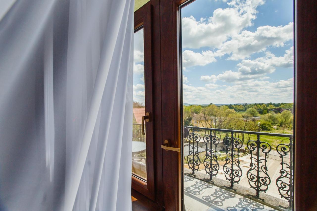 Rya Residence Oradea Ngoại thất bức ảnh